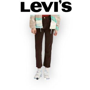 Levi's Wedgie Straight Fit Corduroy Women's Pants in hot fudge size 29